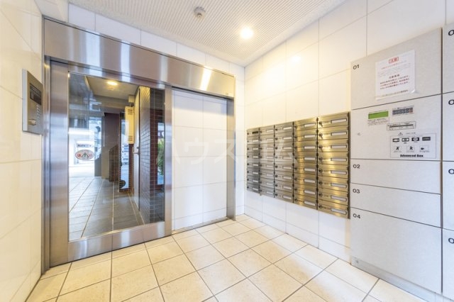 2/8 エントランス