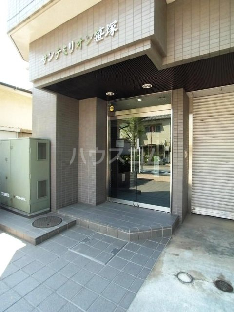 23/25 エントランス