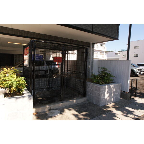 15/18 エントランス