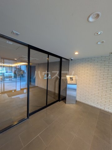 29/30 エントランス