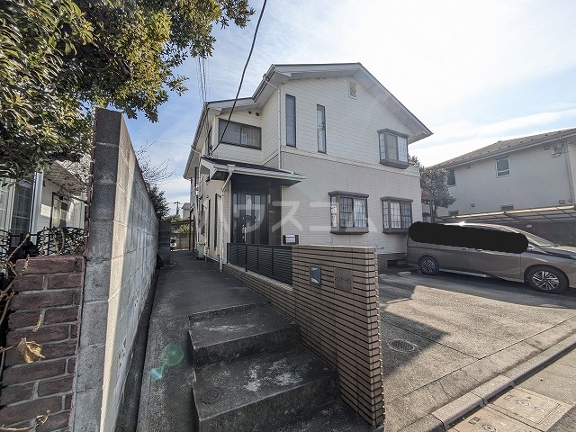 21/23 エントランス