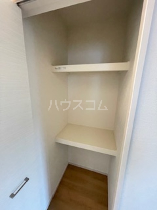 13/30 収納