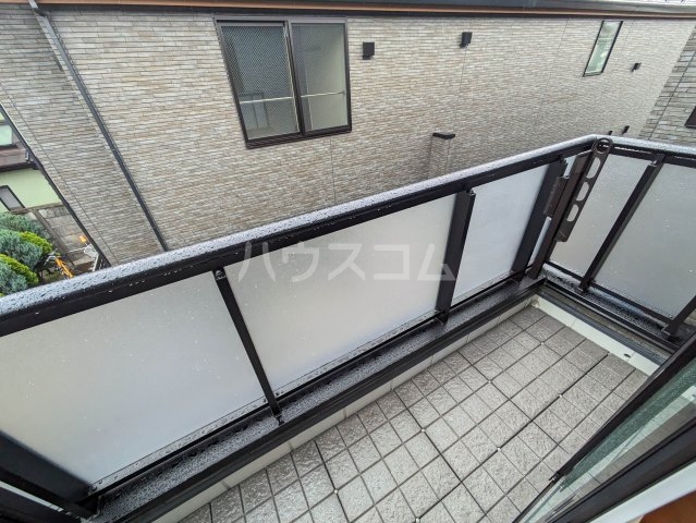 21/30 バルコニー
