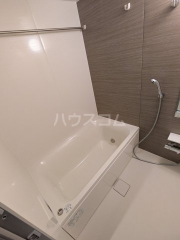 13/28 浴室