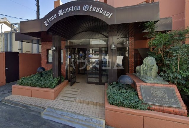 13/13 エントランス