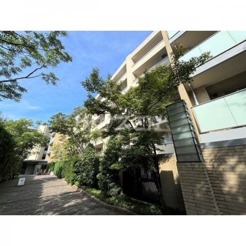 1/4 外観