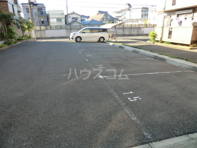 3/7 駐車場