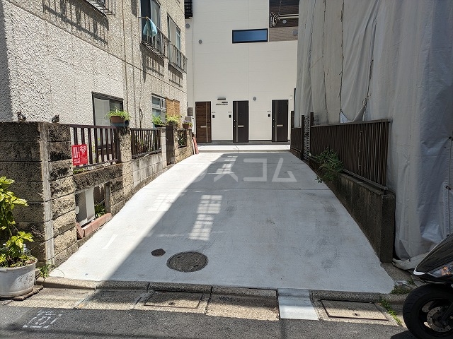 15/25 エントランス