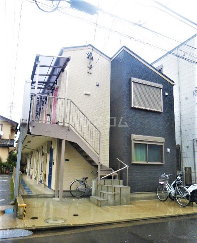 2/2 エントランス