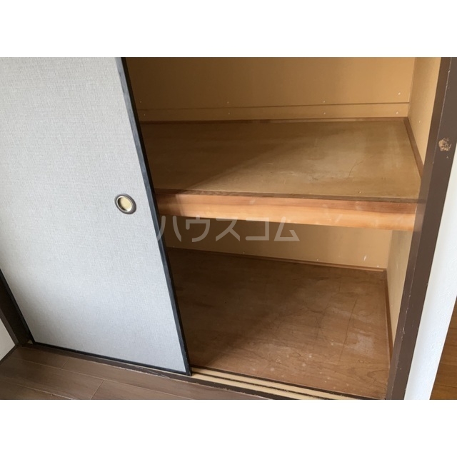 16/26 エントランス