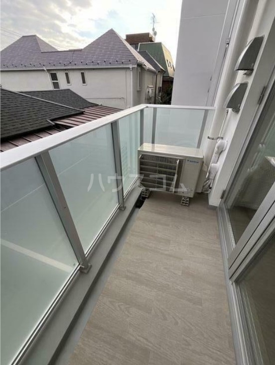 13/22 バルコニー