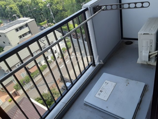 21/30 バルコニー