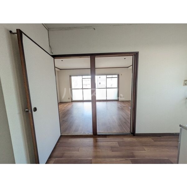 4/15 リビング/ダイニング