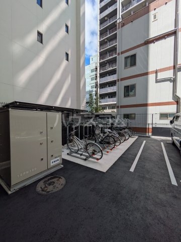 26/30 駐車場