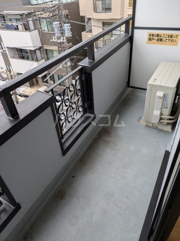 18/30 バルコニー