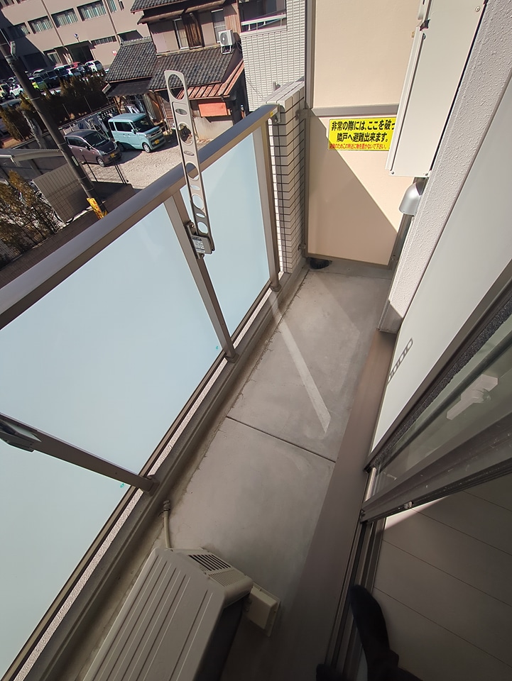 15/28 バルコニー