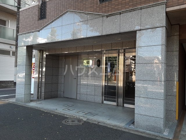 20/24 エントランス