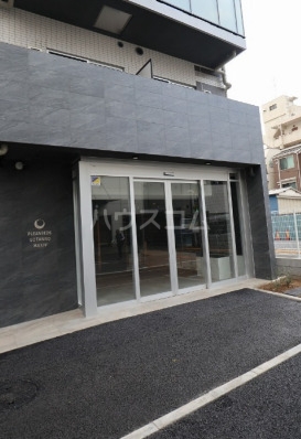 14/19 エントランス