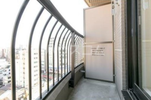 15/27 バルコニー