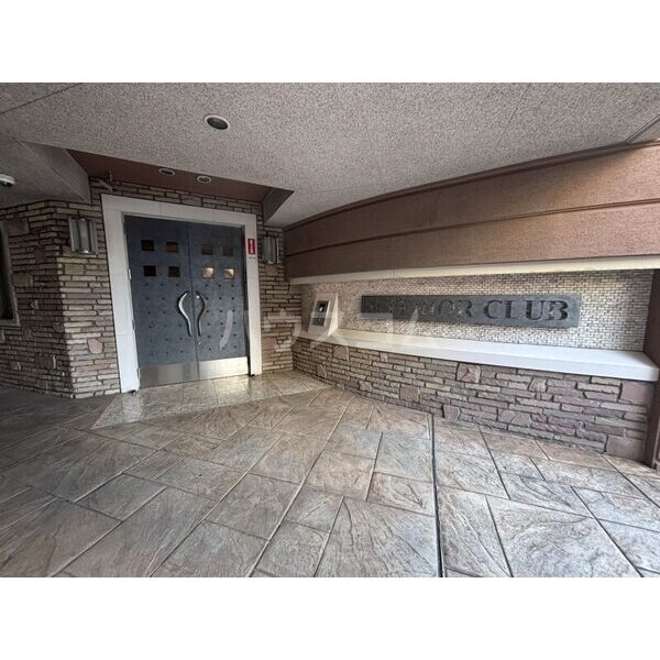 7/10 エントランス