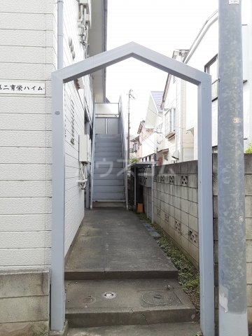 21/28 エントランス