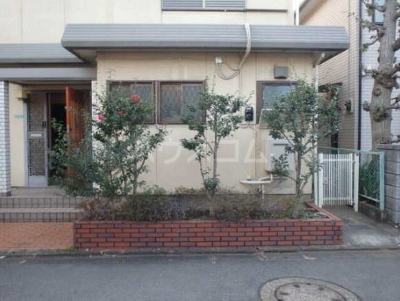 13/24 エントランス