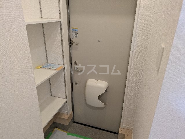 13/30 玄関