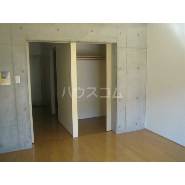 15/26 エントランス