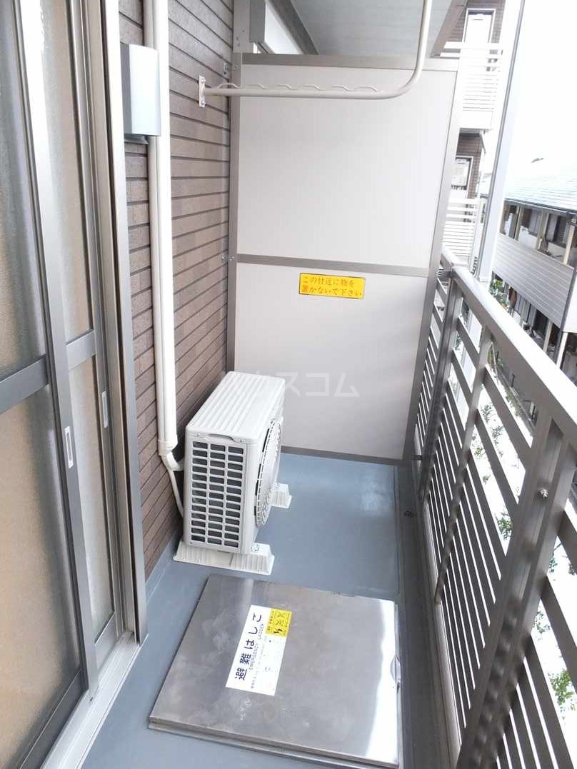 15/28 バルコニー