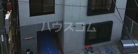 14/16 エントランス