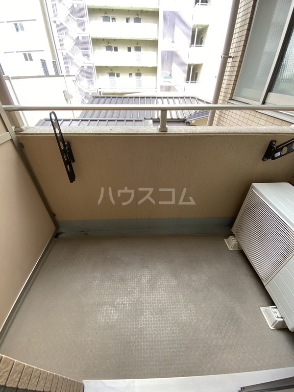 16/27 バルコニー