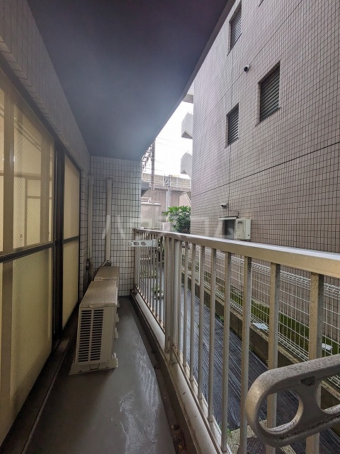 19/29 バルコニー