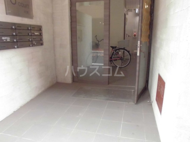 20/23 エントランス