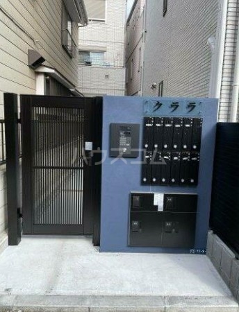 2/3 エントランス