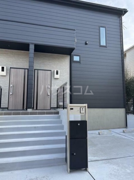 2/4 エントランス