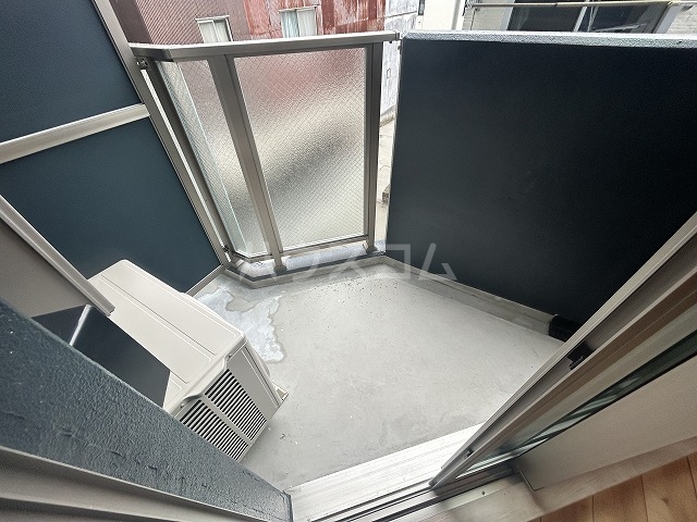 20/30 バルコニー