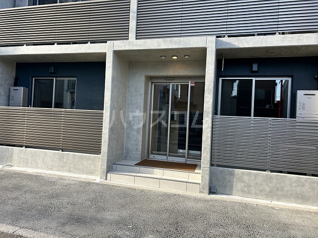 29/30 エントランス