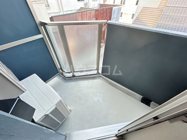 20/30 バルコニー