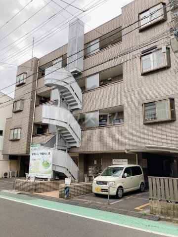 3/4 エントランス