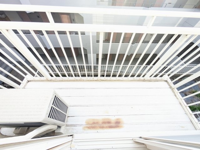 23/30 バルコニー