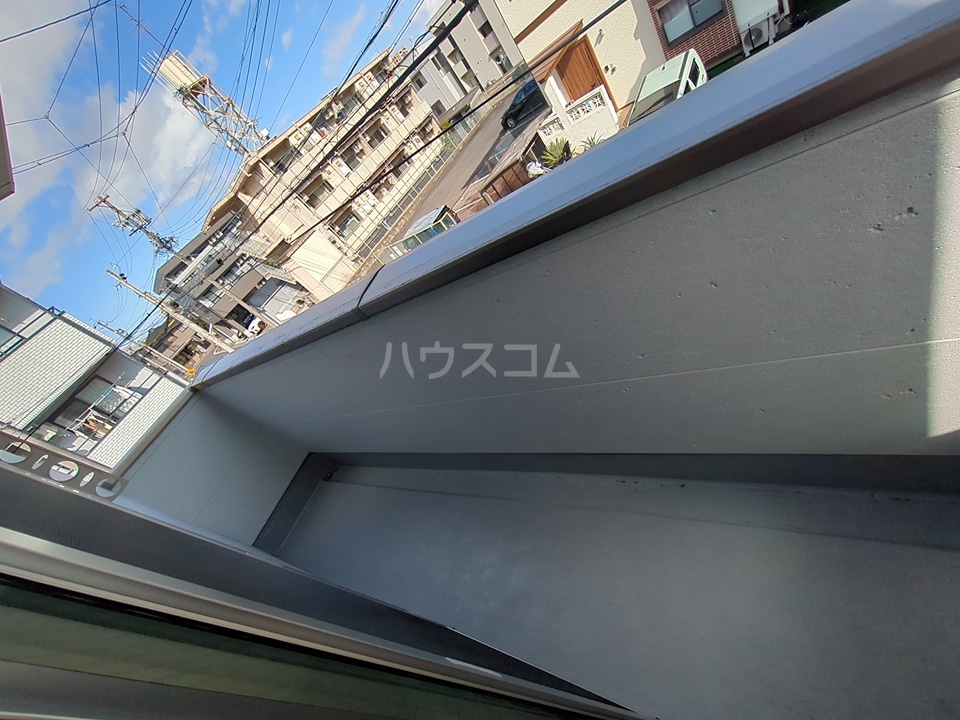 25/30 バルコニー