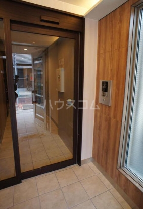 14/17 エントランス