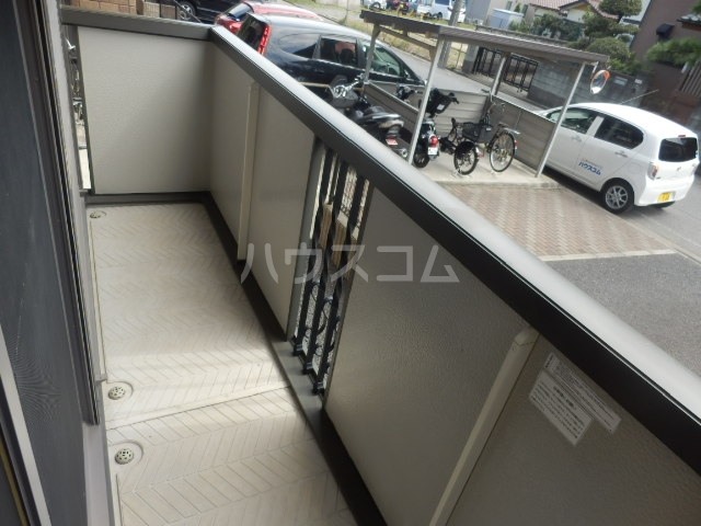 15/28 バルコニー