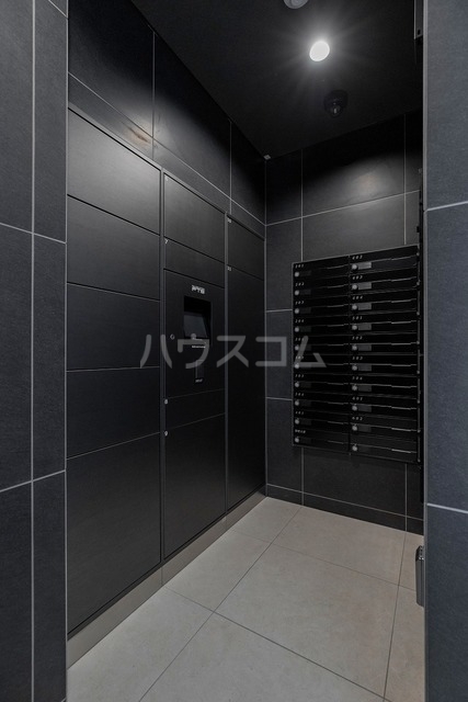 16/26 エントランス