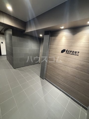 23/30 エントランス