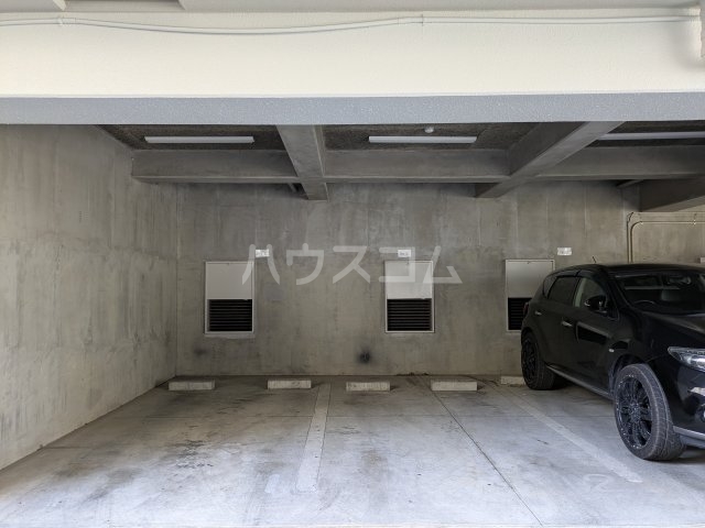 23/29 駐車場