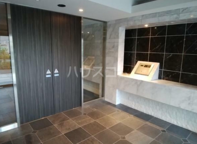 14/24 エントランス