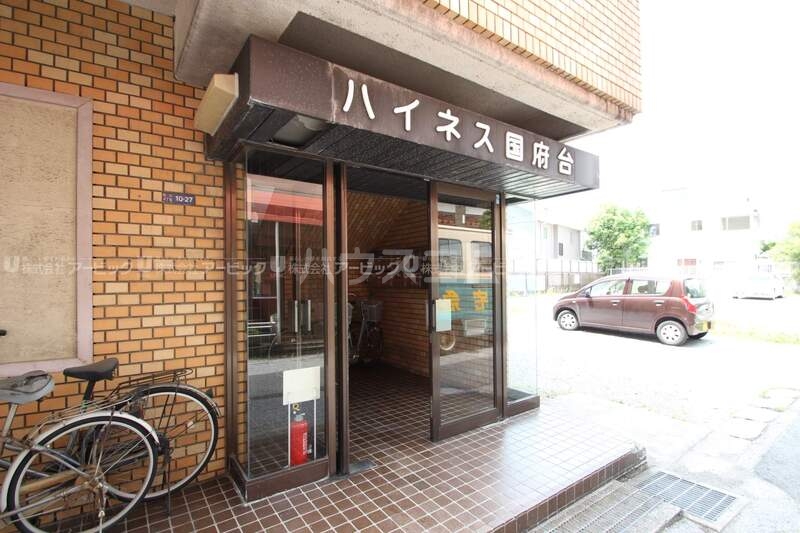 22/30 エントランス