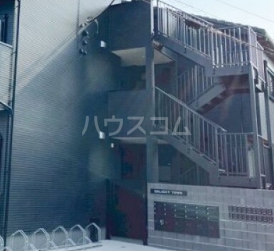 14/18 エントランス