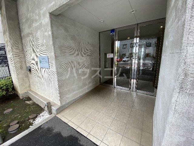 19/24 エントランス